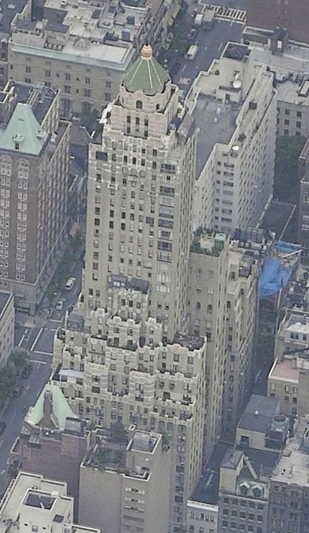 carlyle hotel: carlyle hotel -76 st east madison av 2